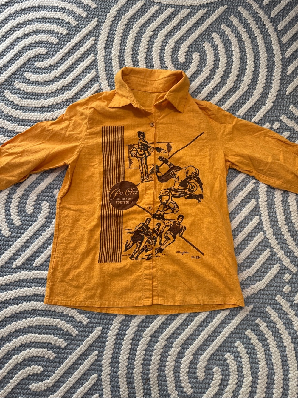 Pee-Chee Portfolio Long Sleeve Retro Sports Graphic Button-Up